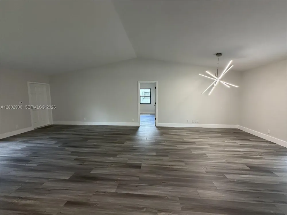 10431 NW 1st Ct Coral Springs, FL 33071