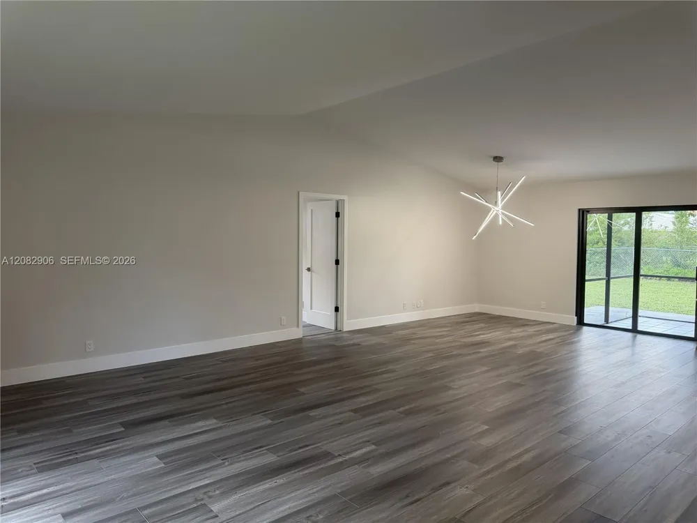 10431 NW 1st Ct Coral Springs, FL 33071