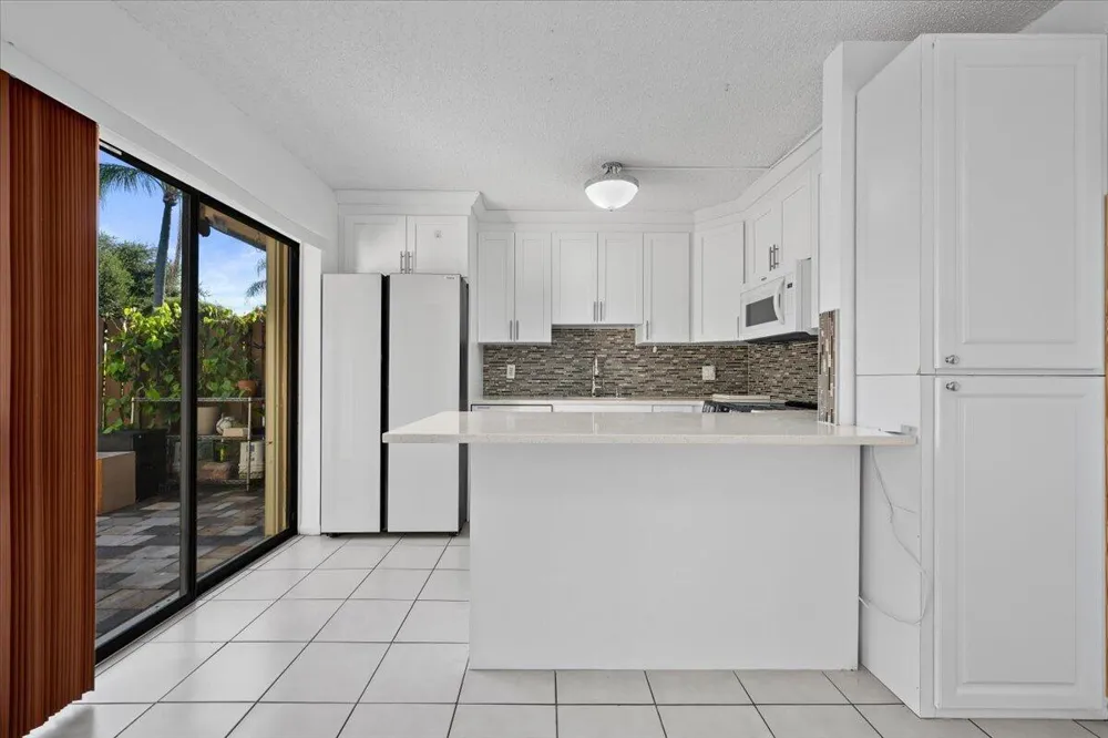 1560 FOREST LAKES CIRCLE #C West Palm Beach, FL 33406