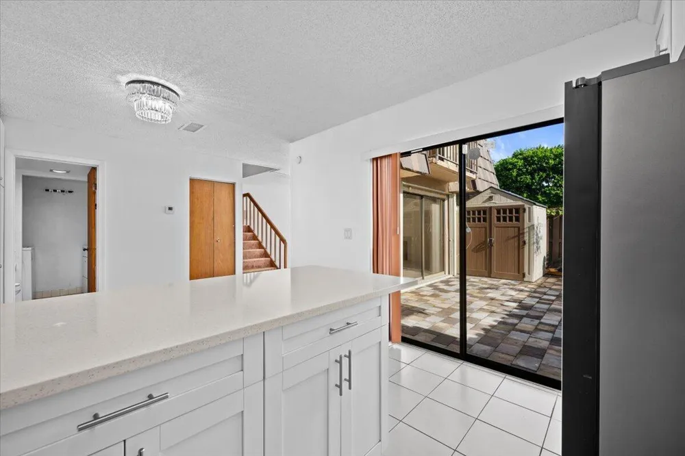 1560 FOREST LAKES CIRCLE #C West Palm Beach, FL 33406