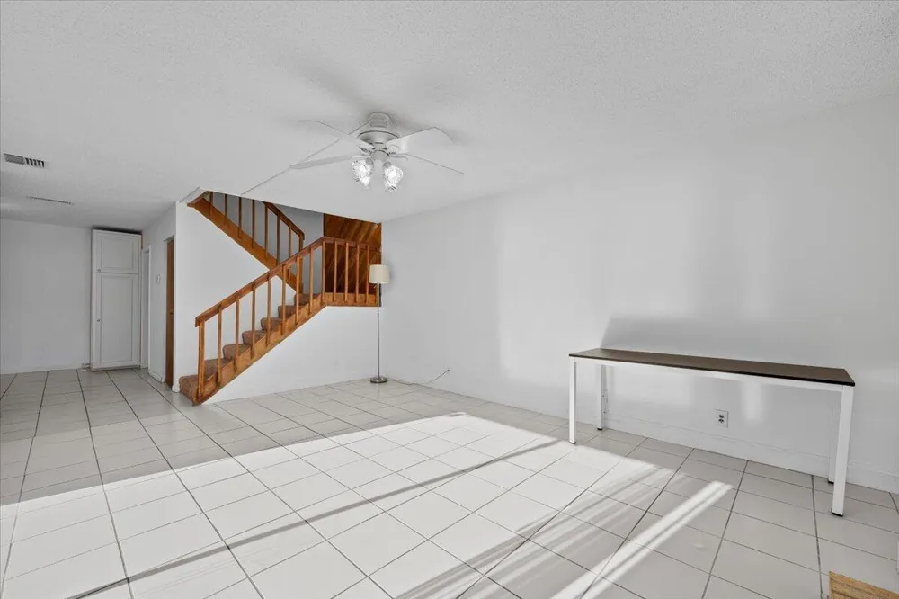 1560 FOREST LAKES CIRCLE #C West Palm Beach, FL 33406