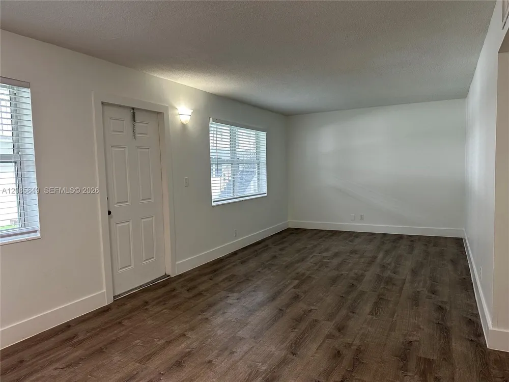 2500 Johnson St #8 Hollywood, FL 33020