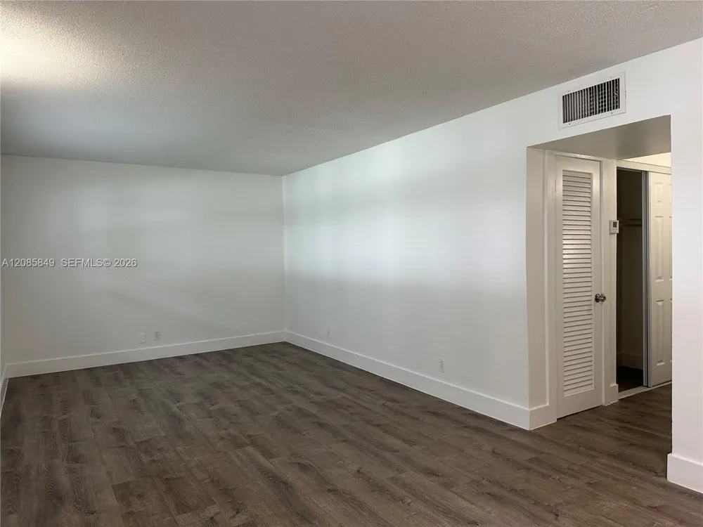 2500 Johnson St #8 Hollywood, FL 33020