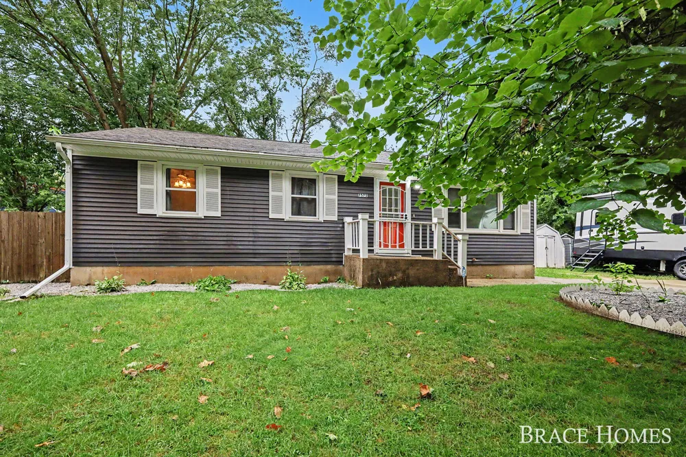 7575 Regal Avenue SE Grand Rapids, MI 49548