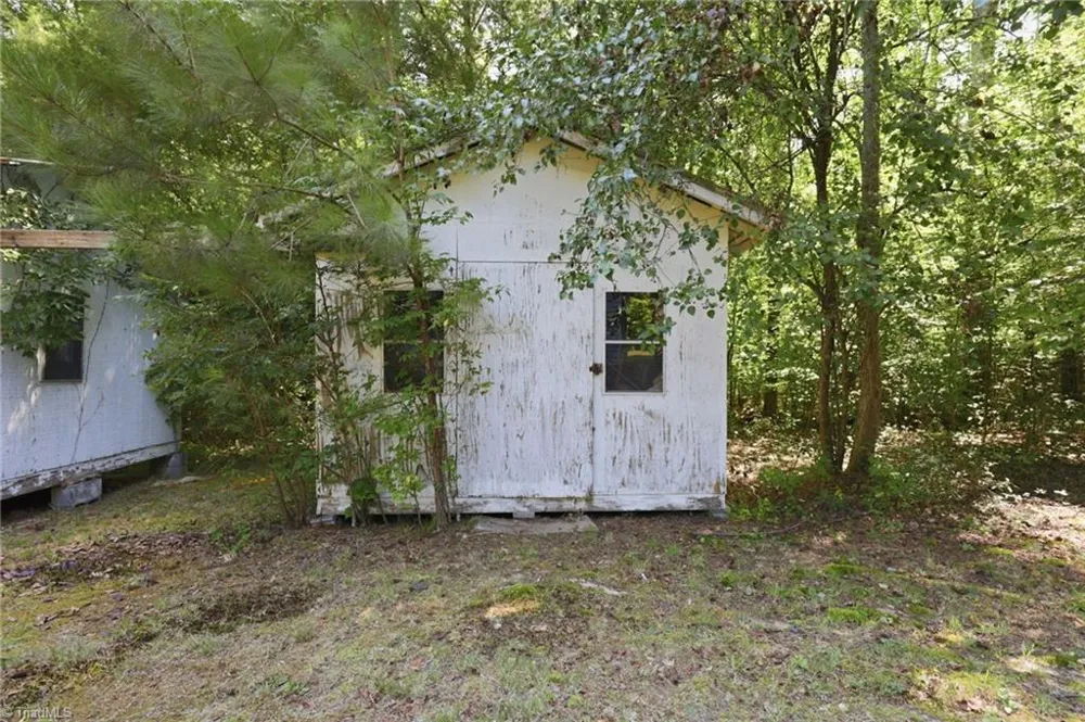 6848-B Nc Highway 87 S Graham, NC 27253