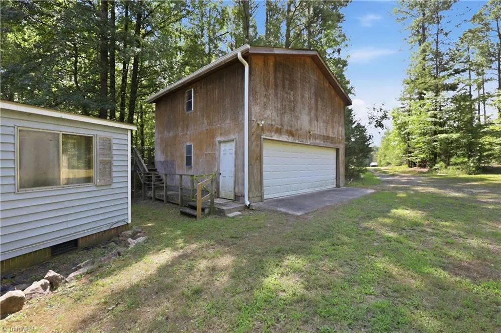 6848-B Nc Highway 87 S Graham, NC 27253
