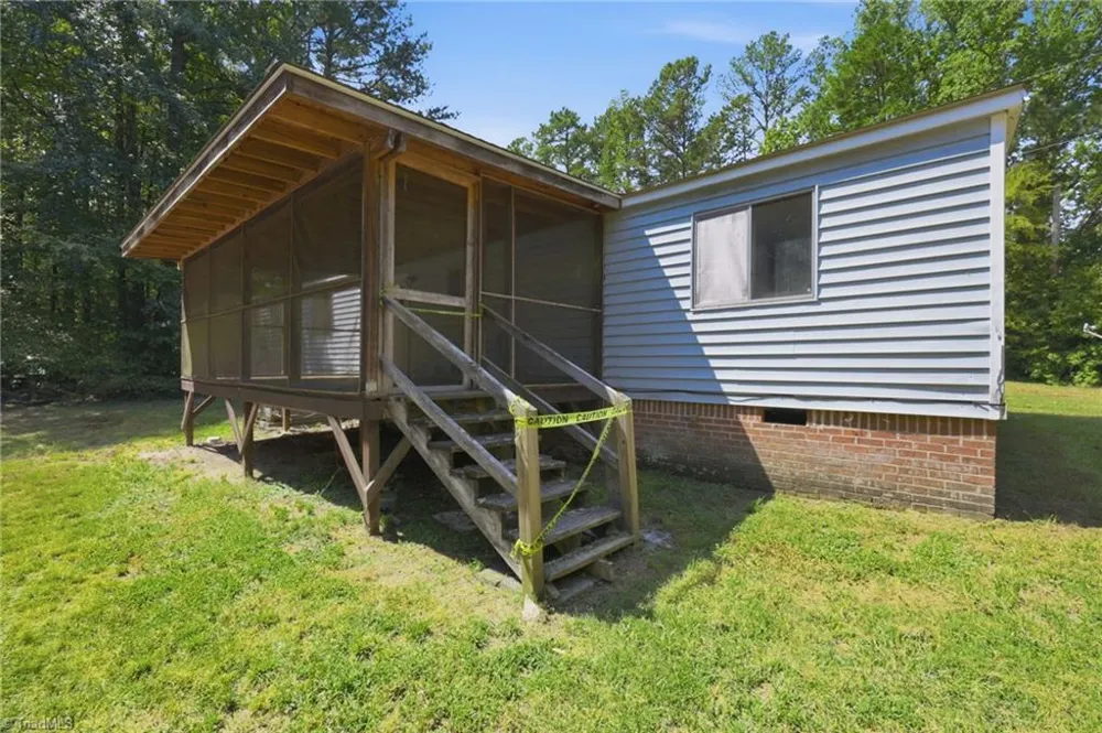 6848-B Nc Highway 87 S Graham, NC 27253
