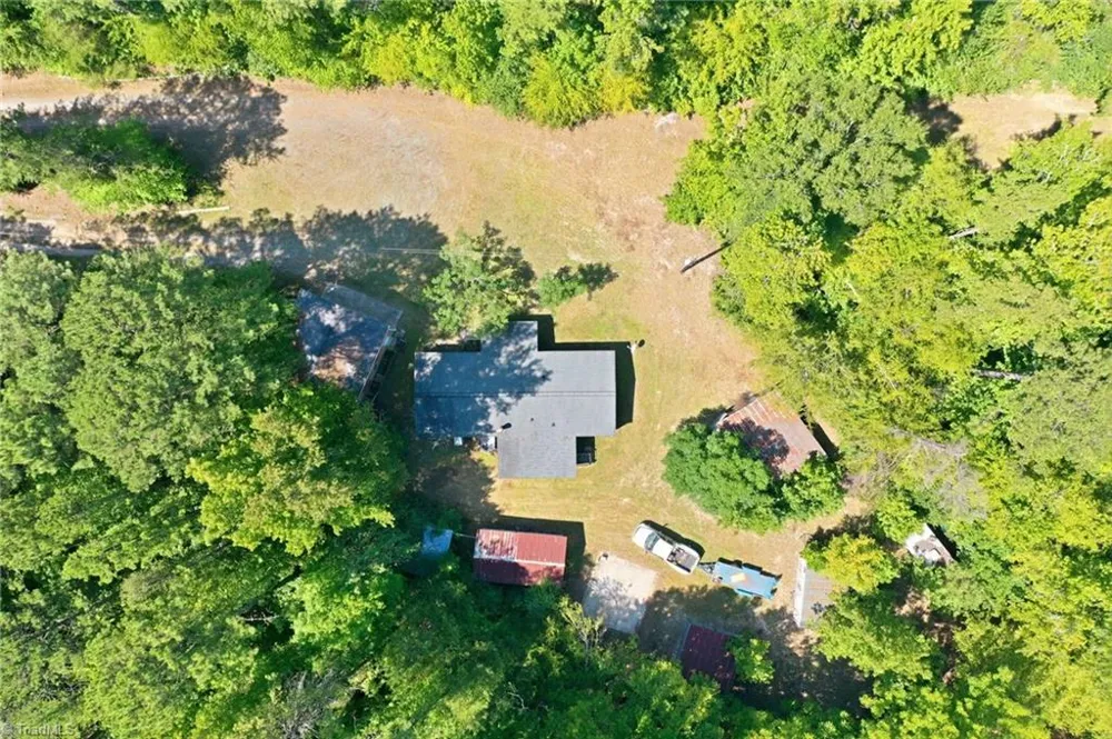 6848-B Nc Highway 87 S Graham, NC 27253
