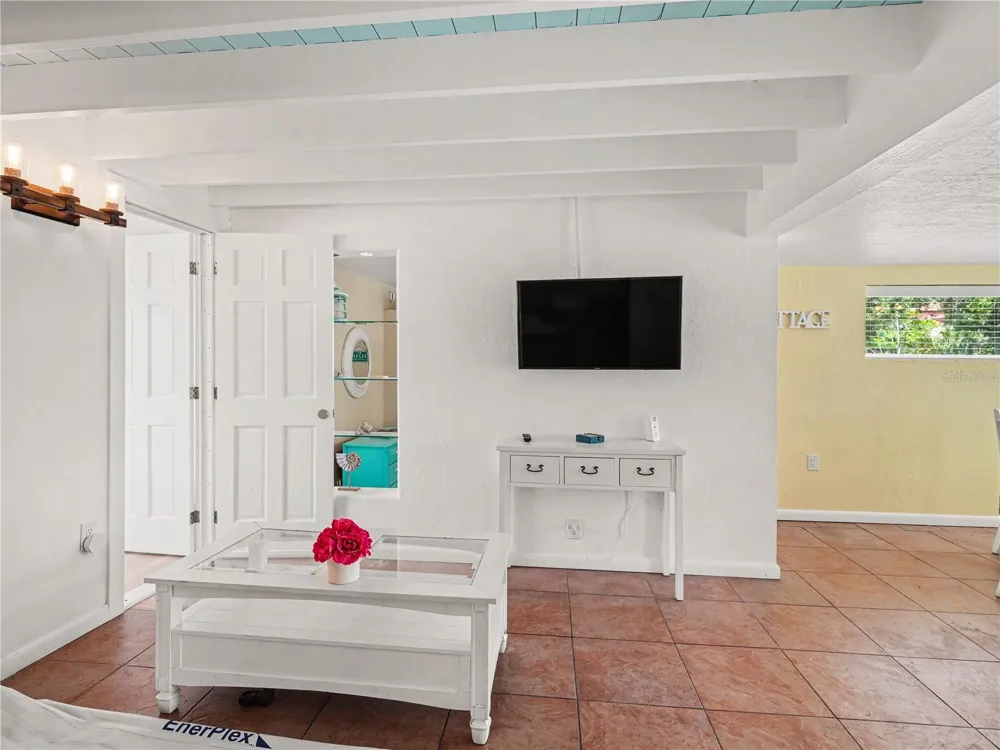 2547 BAHIA VISTA STREET Sarasota, FL 34239