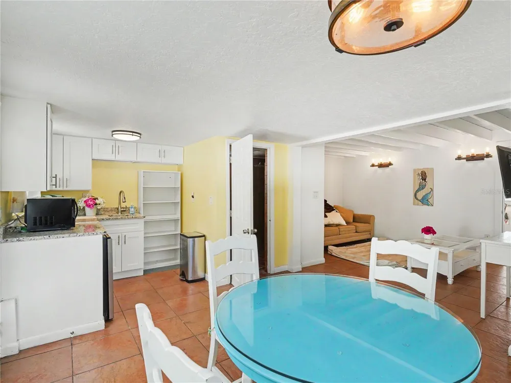 2547 BAHIA VISTA STREET Sarasota, FL 34239