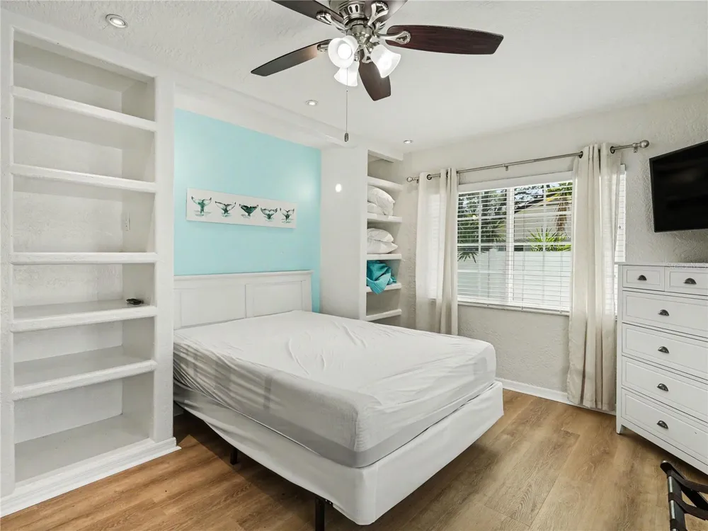 2547 BAHIA VISTA STREET Sarasota, FL 34239
