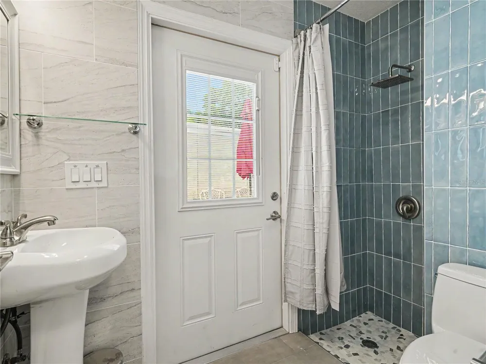 2547 BAHIA VISTA STREET Sarasota, FL 34239