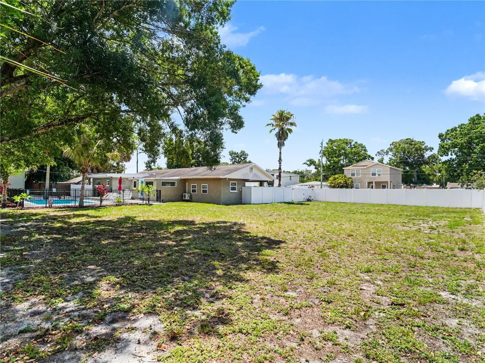2547 BAHIA VISTA STREET Sarasota, FL 34239