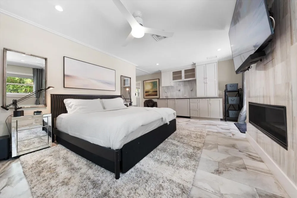 1621 INDIAN ROCKS ROAD Belleair, FL 33756