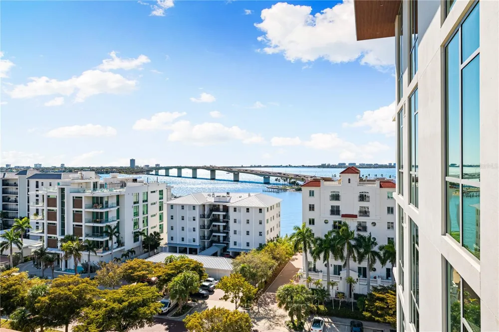 111 GOLDEN GATE #701 Sarasota, FL 34236