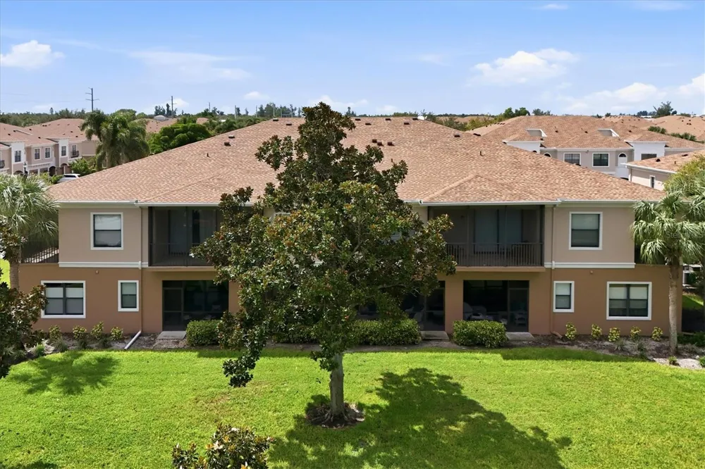 4239 OVERTURE CIRCLE Bradenton, FL 34209
