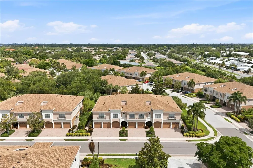 4239 OVERTURE CIRCLE Bradenton, FL 34209