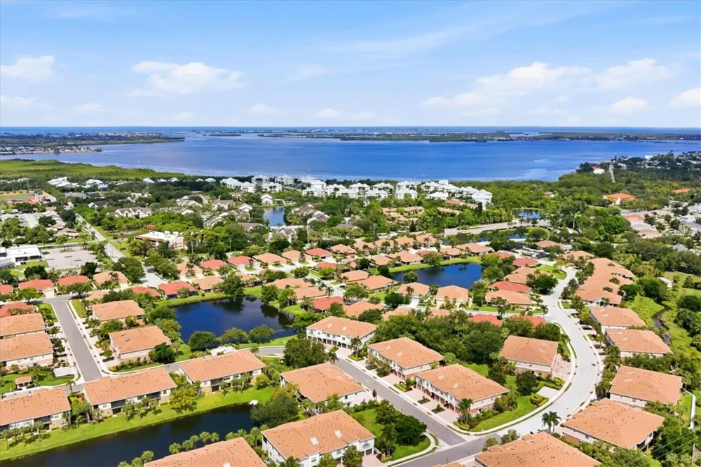 4239 OVERTURE CIRCLE Bradenton, FL 34209
