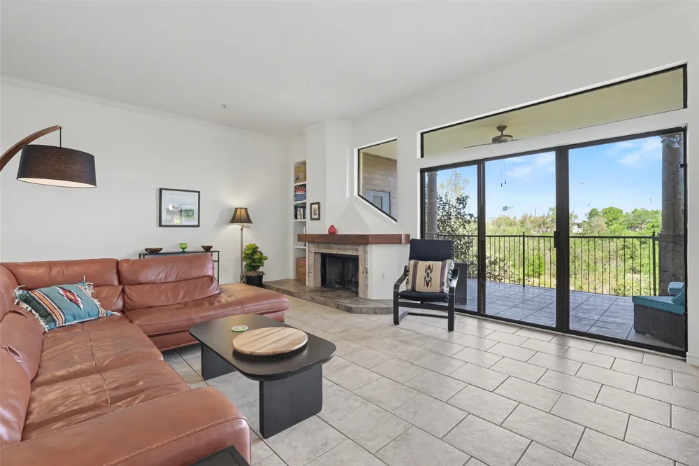 300 San Gabriel Village Boulevard #512 Georgetown, TX 78626