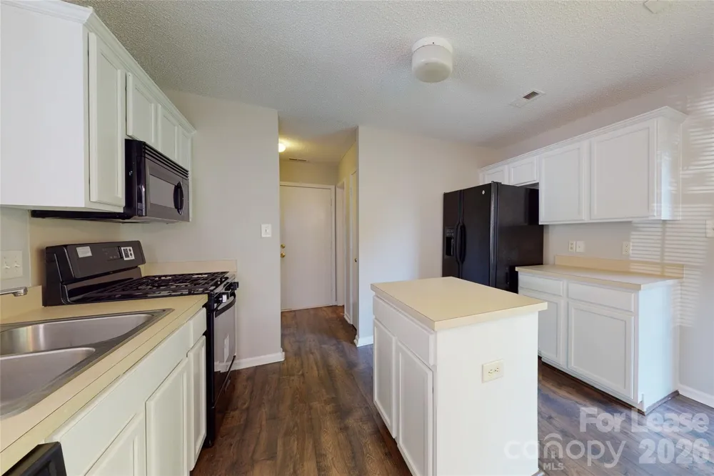 2024 Pimpernel Road Charlotte, NC 28213