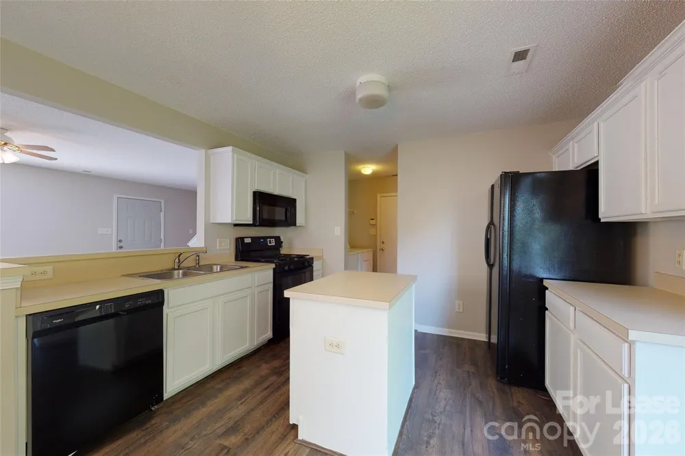 2024 Pimpernel Road Charlotte, NC 28213
