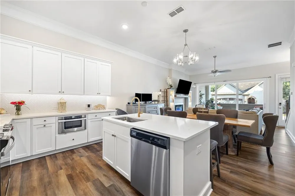 211 Prairie Lane Woodstock, GA 30189