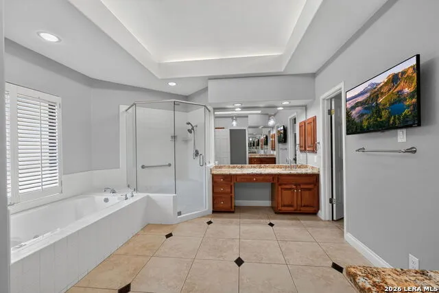 29440 RED BUD HL Fair Oaks Ranch, TX 78015