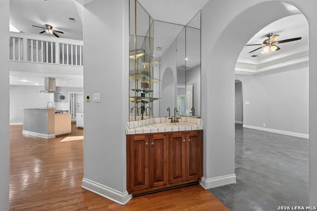 29440 RED BUD HL Fair Oaks Ranch, TX 78015