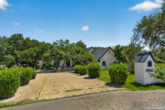 29440 RED BUD HL Fair Oaks Ranch, TX 78015