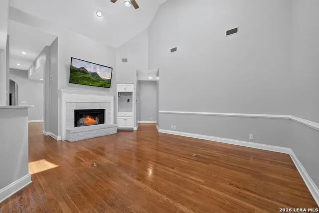29440 RED BUD HL Fair Oaks Ranch, TX 78015