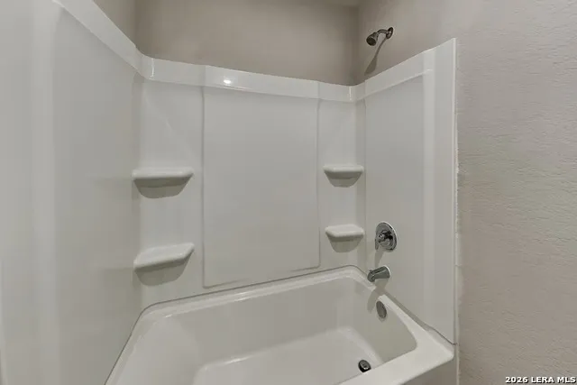 5542 Basil Chase St Hedwig, TX 78152