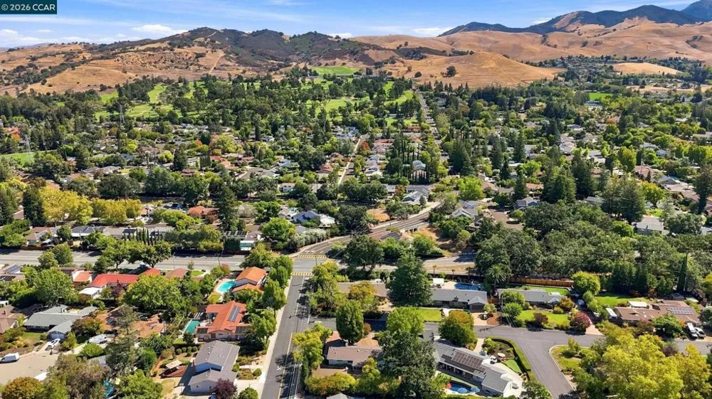 2973 Mi Elana Cir Walnut Creek, CA 94598