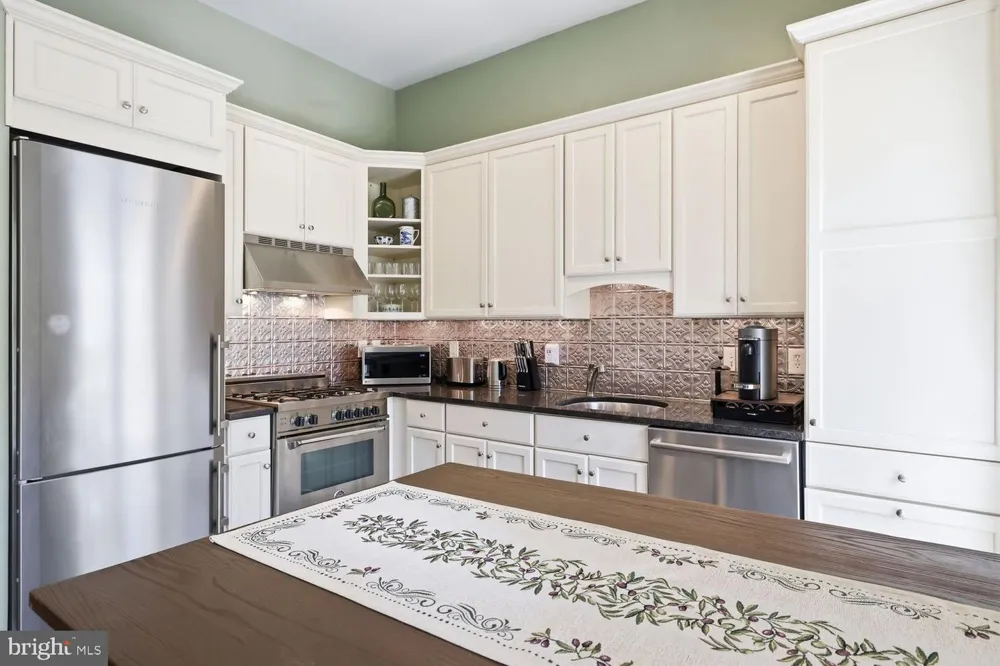 1863 KALORAMA ROAD NW #2A Washington, DC 20009
