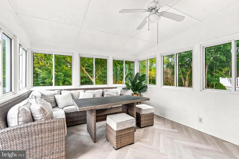 12 WOOD VIEW DRIVE Mount Laurel, NJ 08054