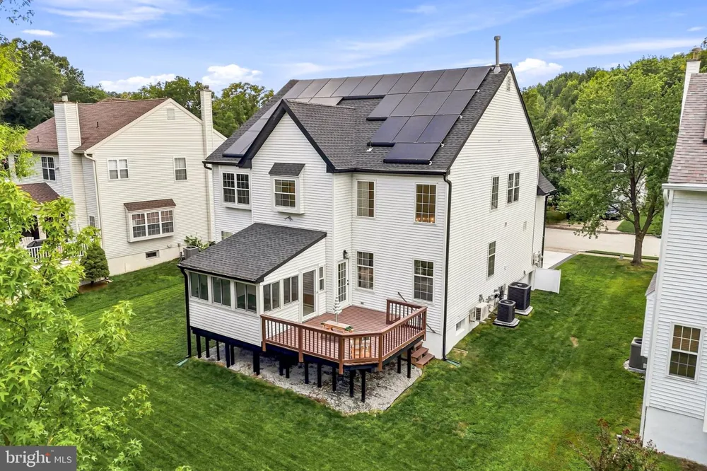 12 WOOD VIEW DRIVE Mount Laurel, NJ 08054