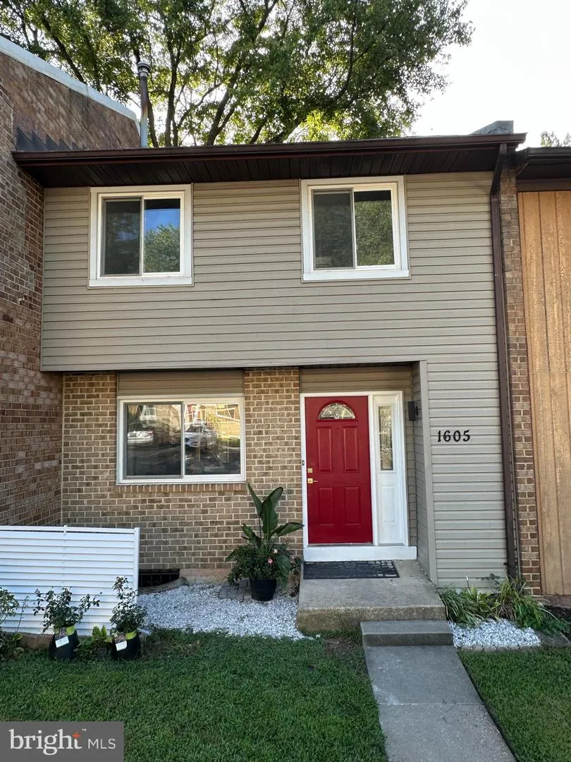 1605 NEW WINDSOR COURT Crofton, MD 21114