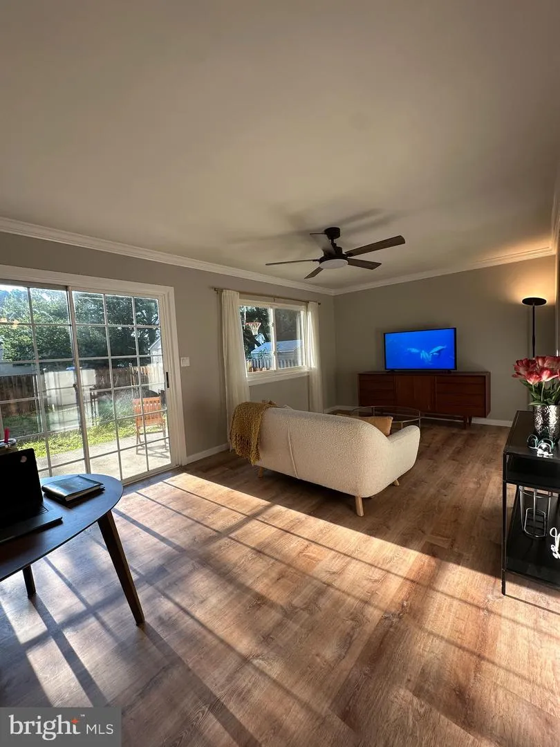 1605 NEW WINDSOR COURT Crofton, MD 21114