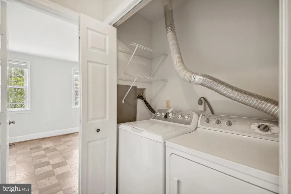 3231 SUTTON PLACE NW #A Washington, DC 20016