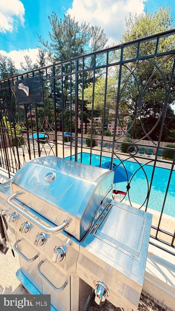 3231 SUTTON PLACE NW #A Washington, DC 20016