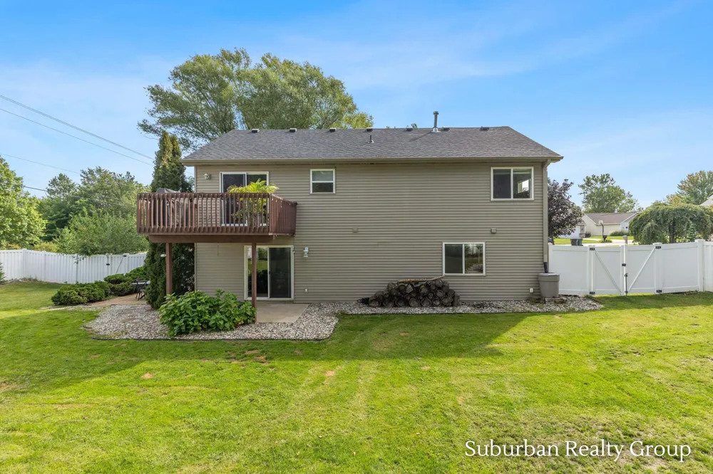 6379 Sheldon Drive Hudsonville, MI 49426