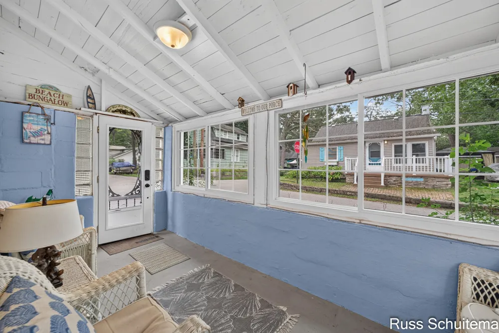 15831 Cherry Street Spring Lake, MI 49456