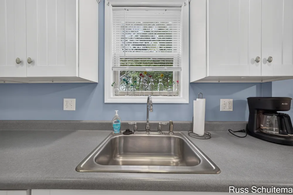 15831 Cherry Street Spring Lake, MI 49456