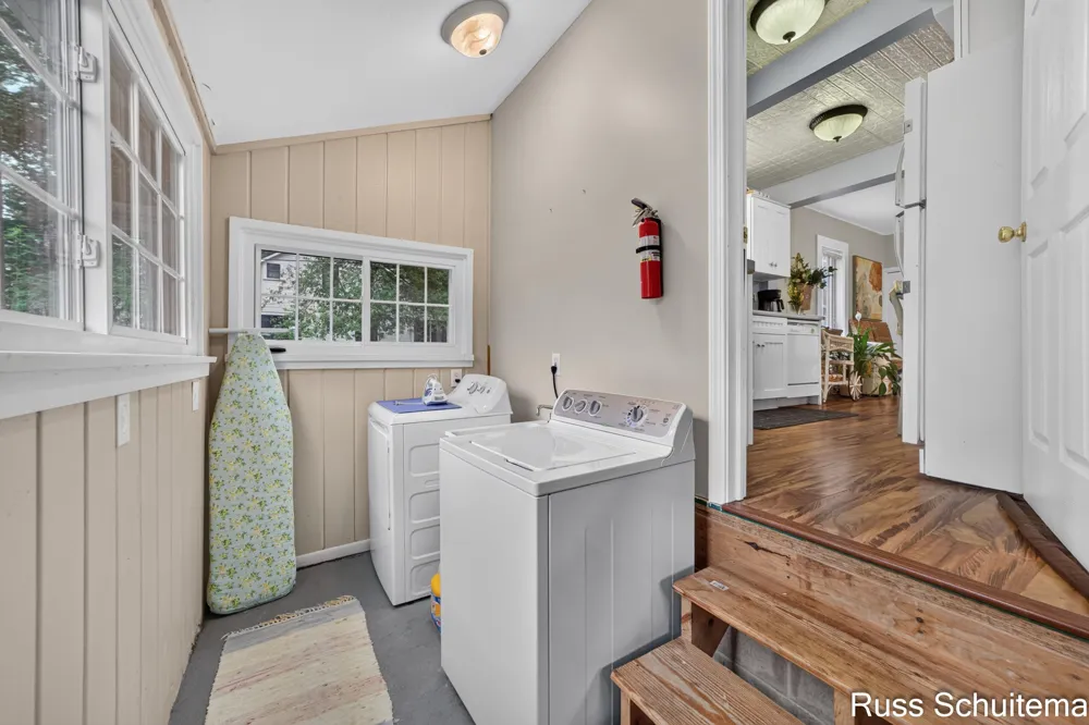 15831 Cherry Street Spring Lake, MI 49456