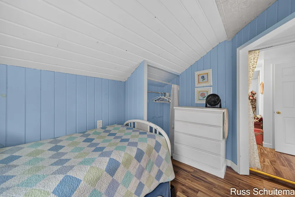 15831 Cherry Street Spring Lake, MI 49456