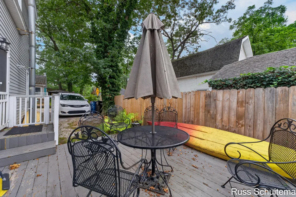 15831 Cherry Street Spring Lake, MI 49456