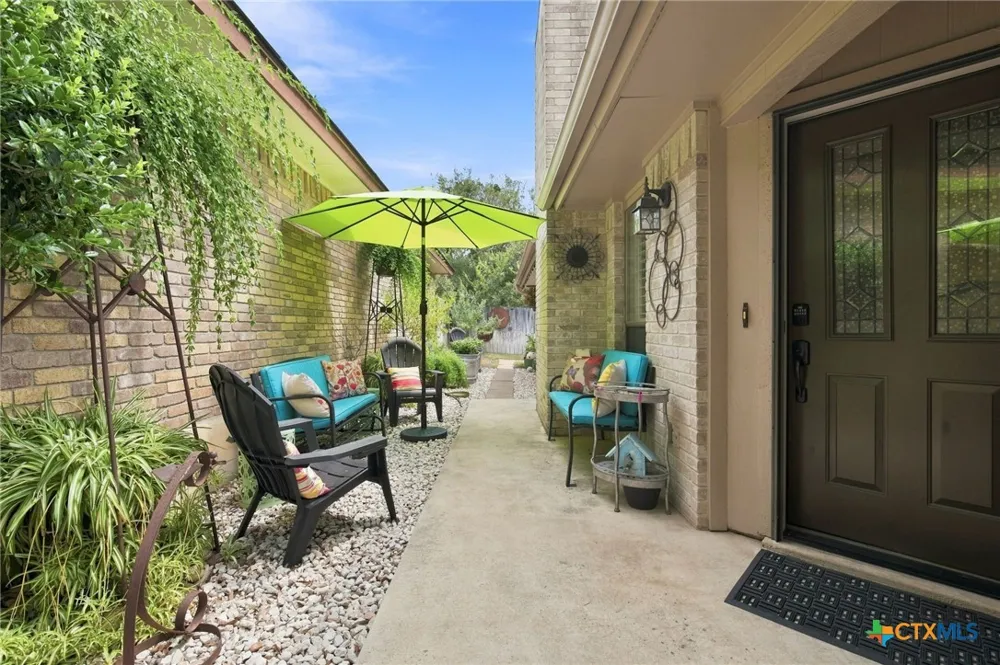 1217 Bluff Creek Circle New Braunfels, TX 78130