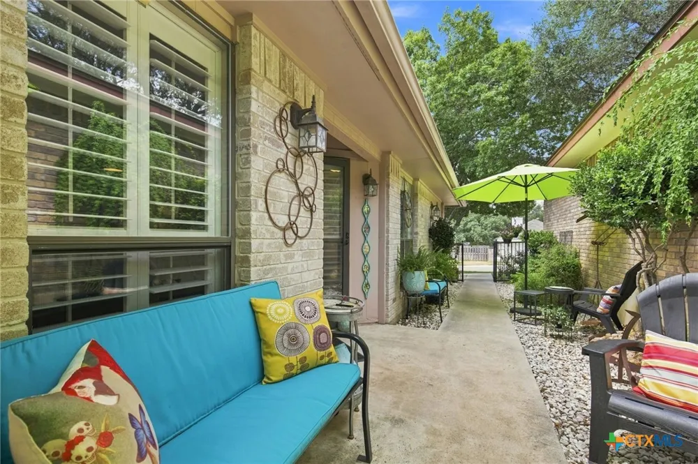 1217 Bluff Creek Circle New Braunfels, TX 78130
