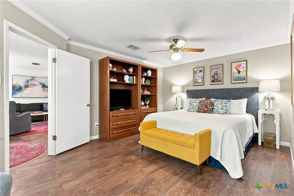 1217 Bluff Creek Circle New Braunfels, TX 78130