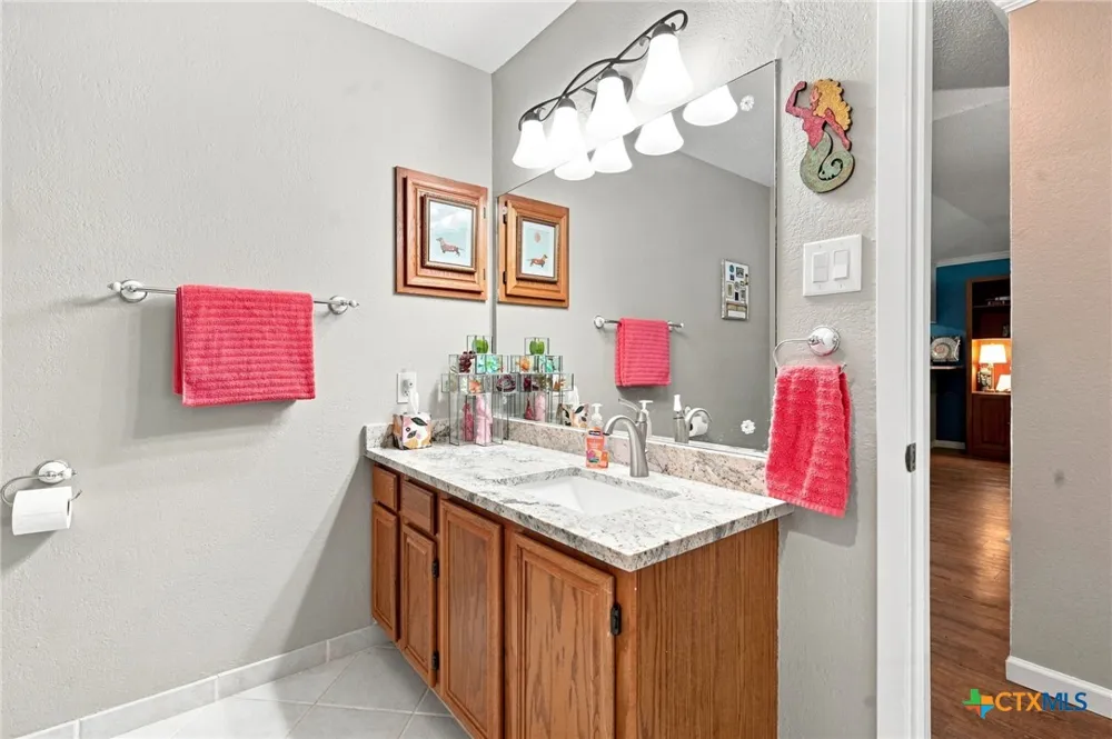 1217 Bluff Creek Circle New Braunfels, TX 78130