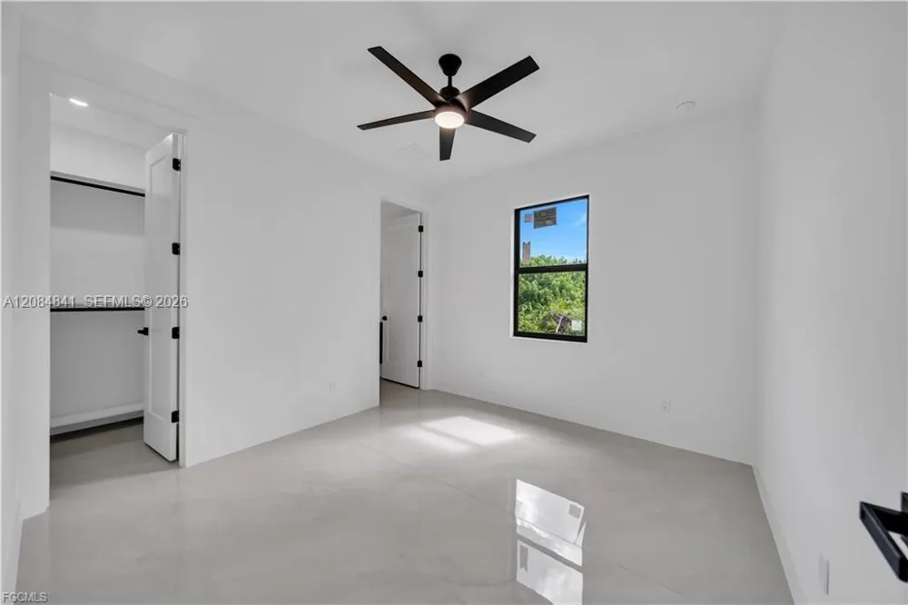 2719 33RD ST W Lehigh Acres, FL 33971